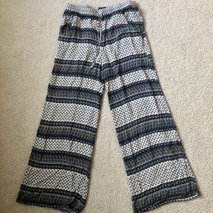 American Eagle striped patterned flowy pants